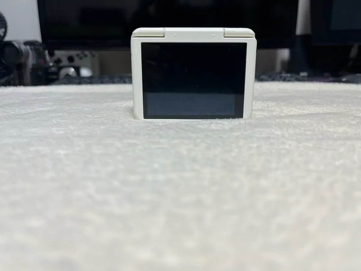 thumbnail-4